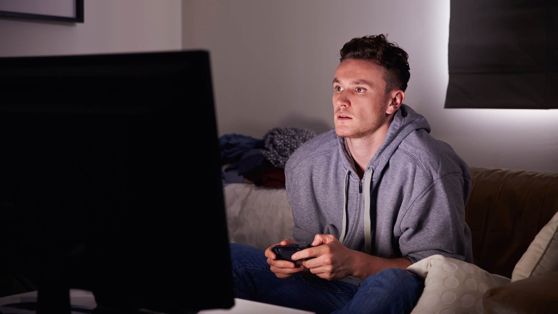 if man starts spending money on these things his marriage is in trouble excessive gaming