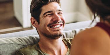 Man displaying the trait most people find intelligence 