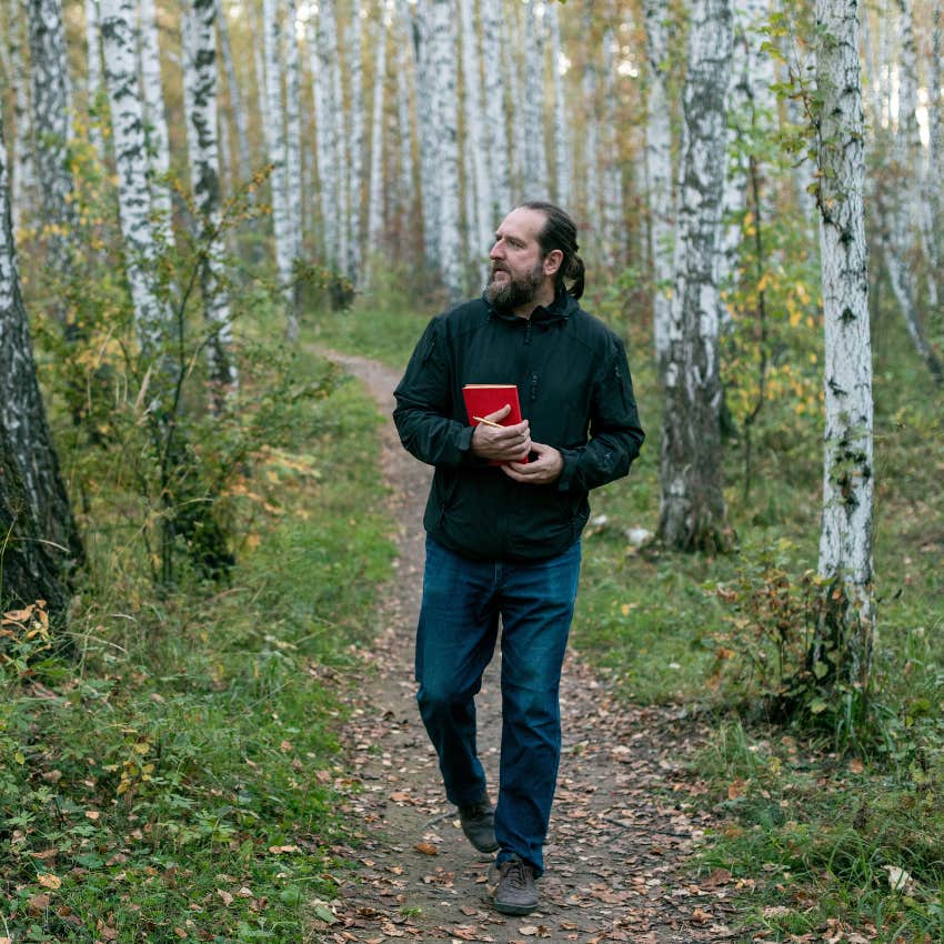 man using method steve jobs used to think better