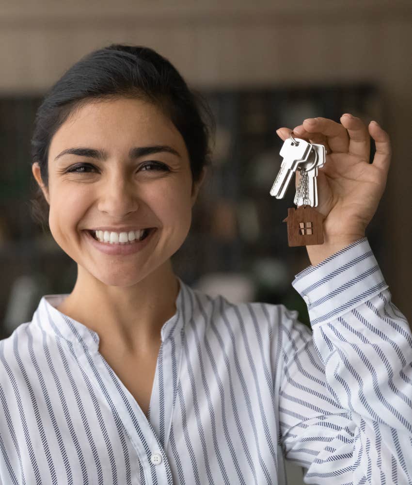 Divorced woman happy to start over